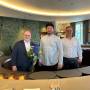 2025-06-26_pressebild_wachter_genussort_auszeichnungen_guide_michelin_c-markt_prien_a._chiemsee.jpg